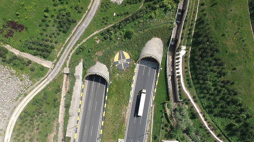 Bolu Dağı Tüneli İstanbul yönü 5 saat kapalı olacak! Sürücüler dikkat: 31 Ekim’e kadar trafik duracak! 4